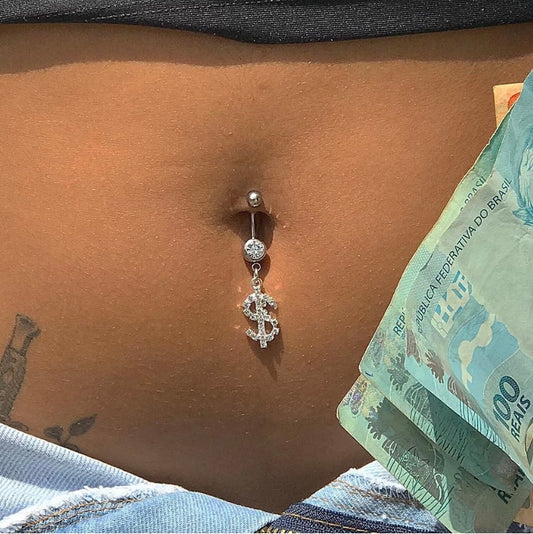 Dollar Sign Bauchnabelpiercing