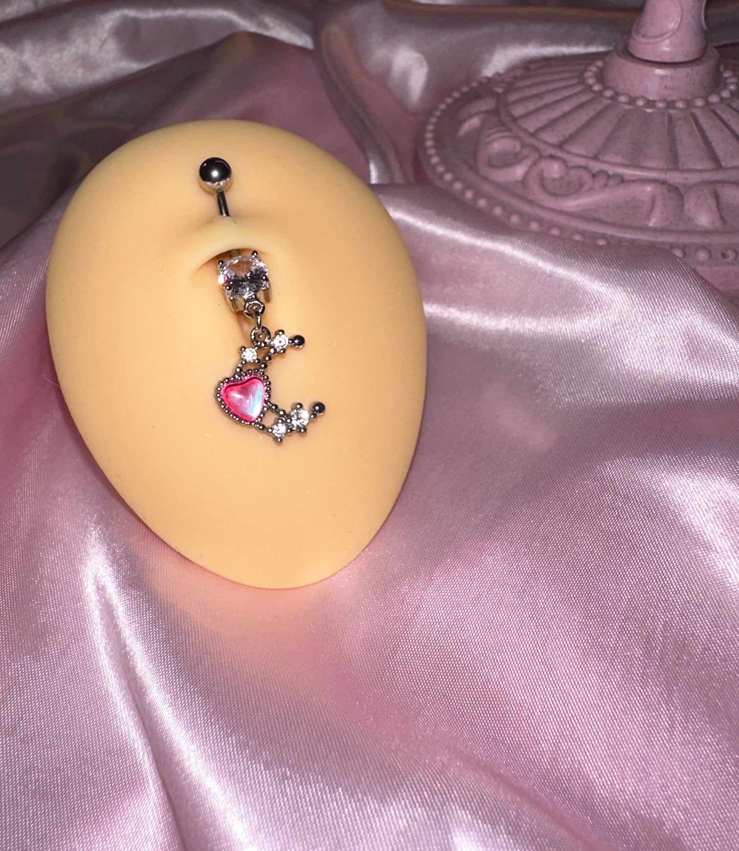 Moon Heart Bauchnabelpiercing